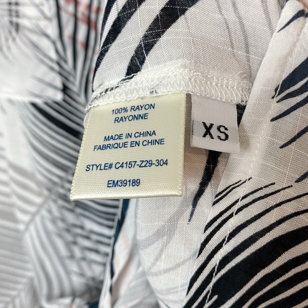 Anthro Cloth & Stone Tropical Tie Hem Top - Picture 7 of 8